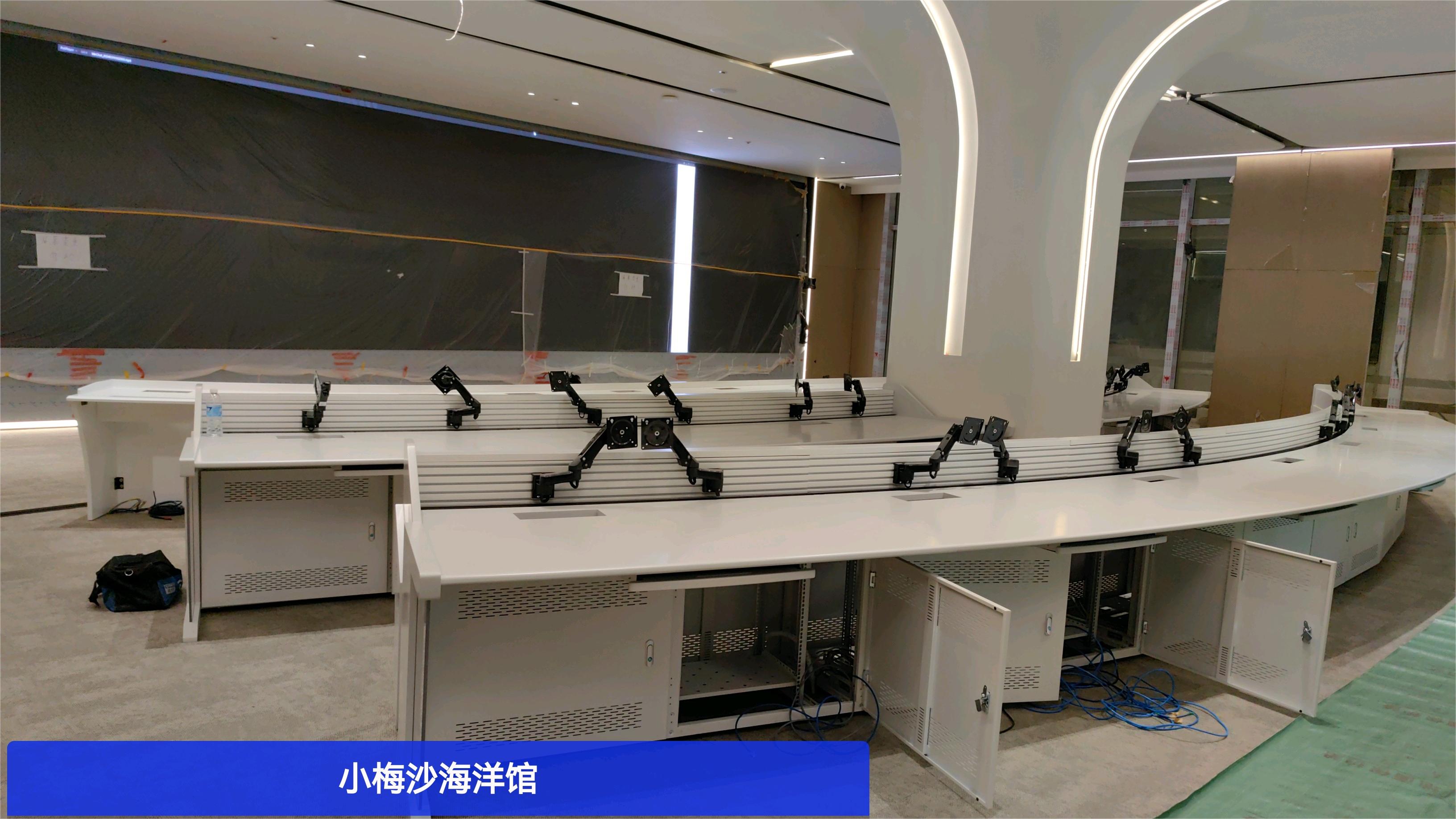 精致機(jī)柜助力小梅沙客廳負(fù)一層指揮中心及機(jī)房項(xiàng)目